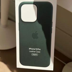 iphone 13 pro leather magsafe case unopened